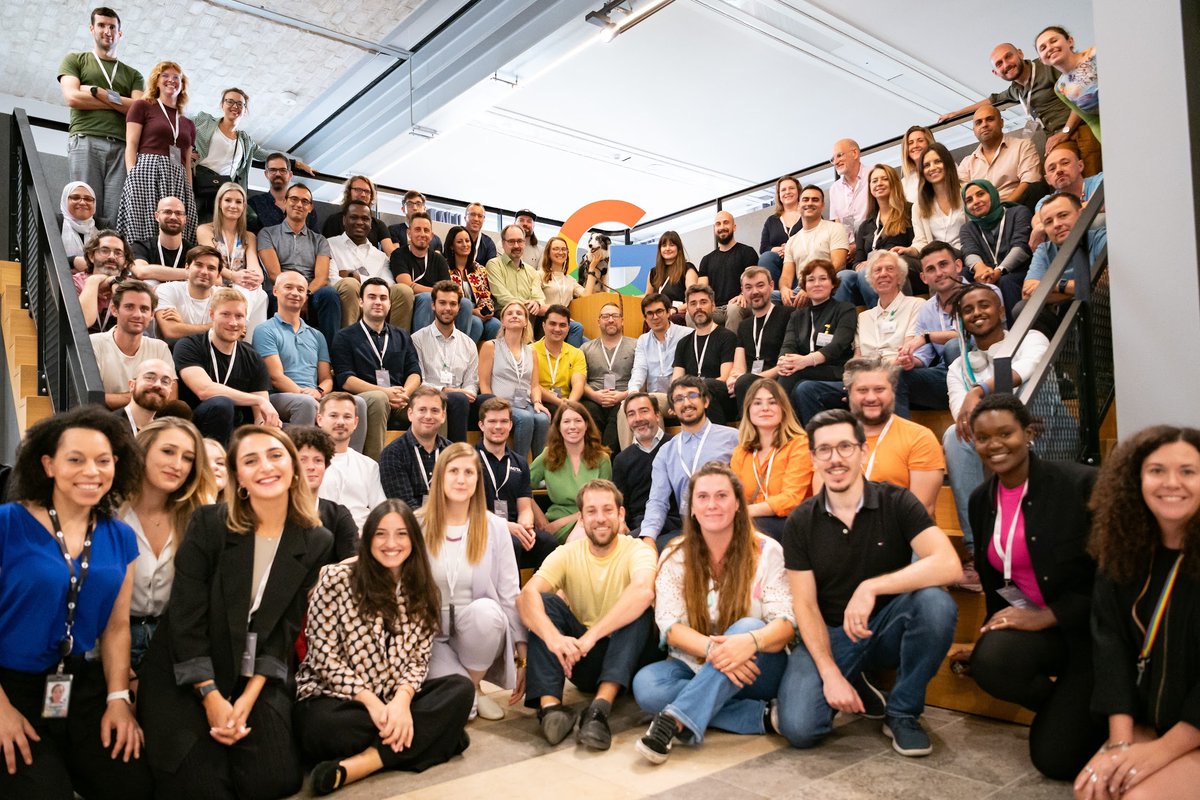 🌟 Thrilled to be selected for Google's Accelerator: AI First program!  🚀 

Excited to meet fellow startups, mentors, and experts in Berlin.  

Let's revolutionize data exploration with Vazy! 💡

#Berlin  #AcceleratedWithGoogle