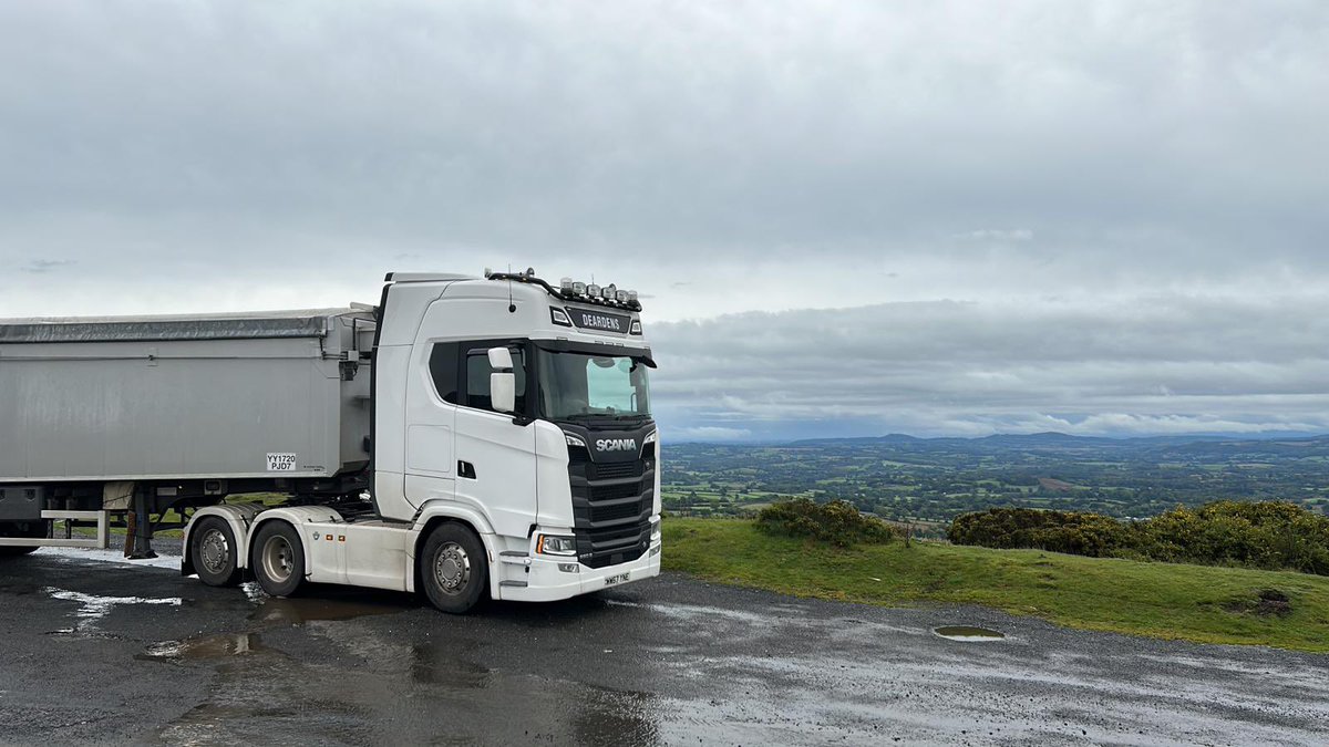 Wet and windy but what a view #deardenshaulage #scania