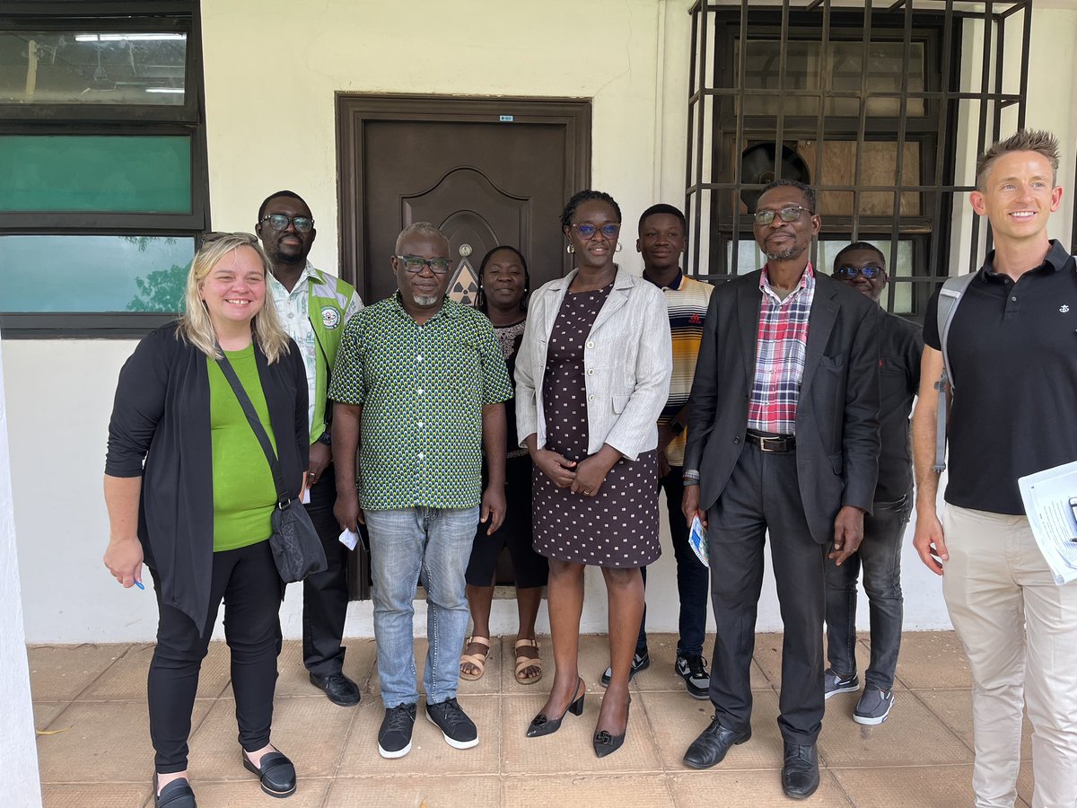 amabrowneklutse's tweet photo. It was a pleasure to receive Jodi from Argon Nationale Laboratory, Chicago, and Adam from the National Nuclear Security Administration, Washington DC and a team from the Ghana Atomic Energy Commission on their tour.
#physics
#askdeprof https://t.co/7SQ2nsnQax