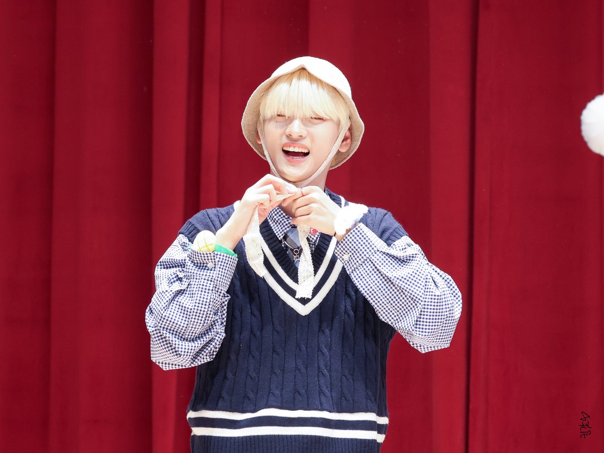 230916 메이크스타 코바코홀 #서캉

이 아리따운 소년은 누구세요 ? 💛💙

#위아이 #WEi #강석화 #KANGSEOKHWA
