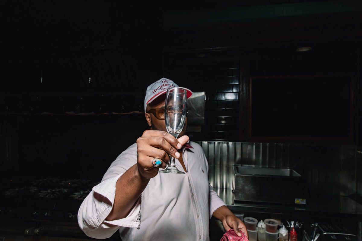 shockoewine's tweet photo. Shockoe Sparkling Rosé in a flute or straight from the bottle? 

We believe in celebrating your way. Whether you choose the elegance of a flute or the unapologetic joy of sipping straight from the bottle, our Sparkling Rosé is here to make every moment sparkle. Cheers to choice! https://t.co/yOQudOvkhl
