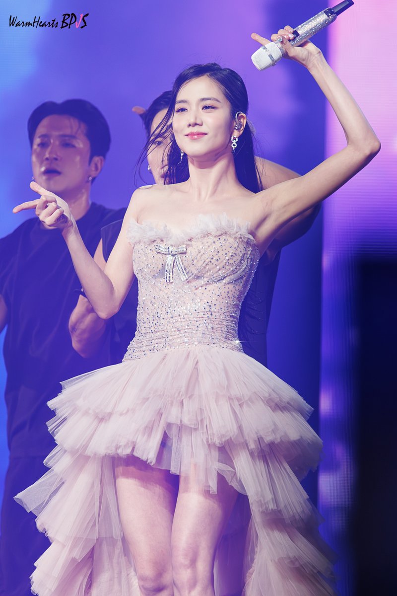 WarmHeartsBPJS's tweet photo. 230916 BORN PINK FINALE IN SEOUL DAY 1  #BLACKPINK #블랙핑크 #JISOO #지수 https://t.co/rd5UclWxFA