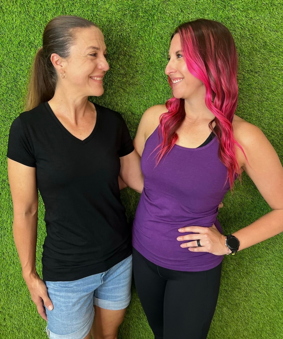 raw_threads's tweet image. Did you know that we sell your favorite #RawThreads styles blank? Perfect to wear with jeans, shorts, or to layer! 👕