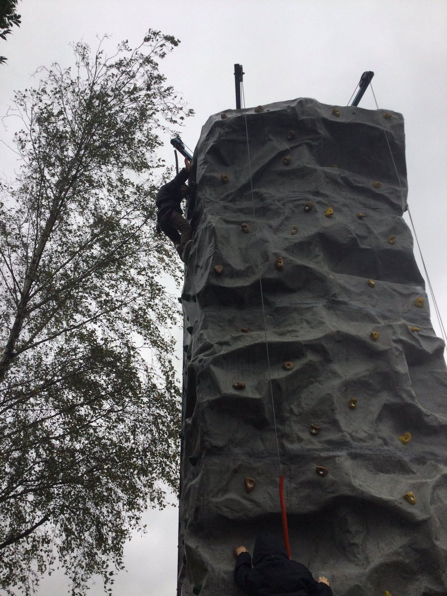 CCCRPrimary's tweet image. Year 3 have absolutely smashed rock climbing- these managed to get to the top!! Amazing persistence-even in the rain! #challengeweek 3/ 3