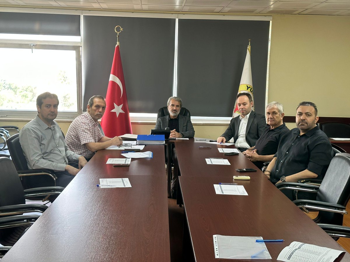 📍Daimi Encümen Toplantısı…

Ekim ayı olağan daimi encümen toplantımızı Belediye Meclis Üyelerimiz ve birim müdürlerimizin katılımlarıyla gerçekleştirdik.

Birlik ve beraberlik içerisinde aldığımız kararların ilçemiz için hayırlara vesile olmasını temenni ediyorum🤲