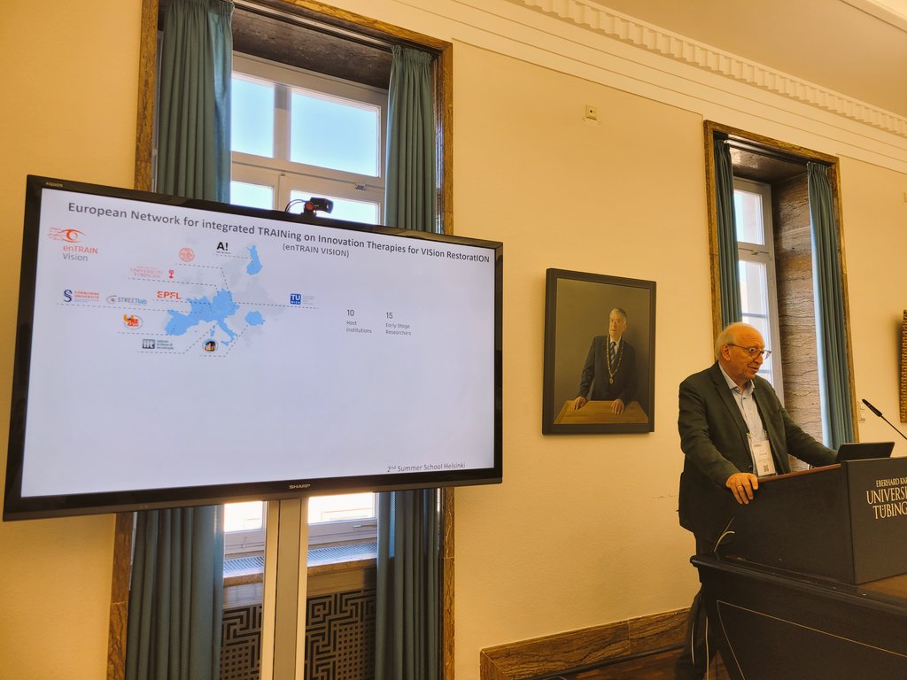 enTRAIN Vision final event is on-going! Prof E. Zrenner from @eyetuebingen welcomes the participants and gives an overview of the training network. #MSCA #visionresearch #visionscience