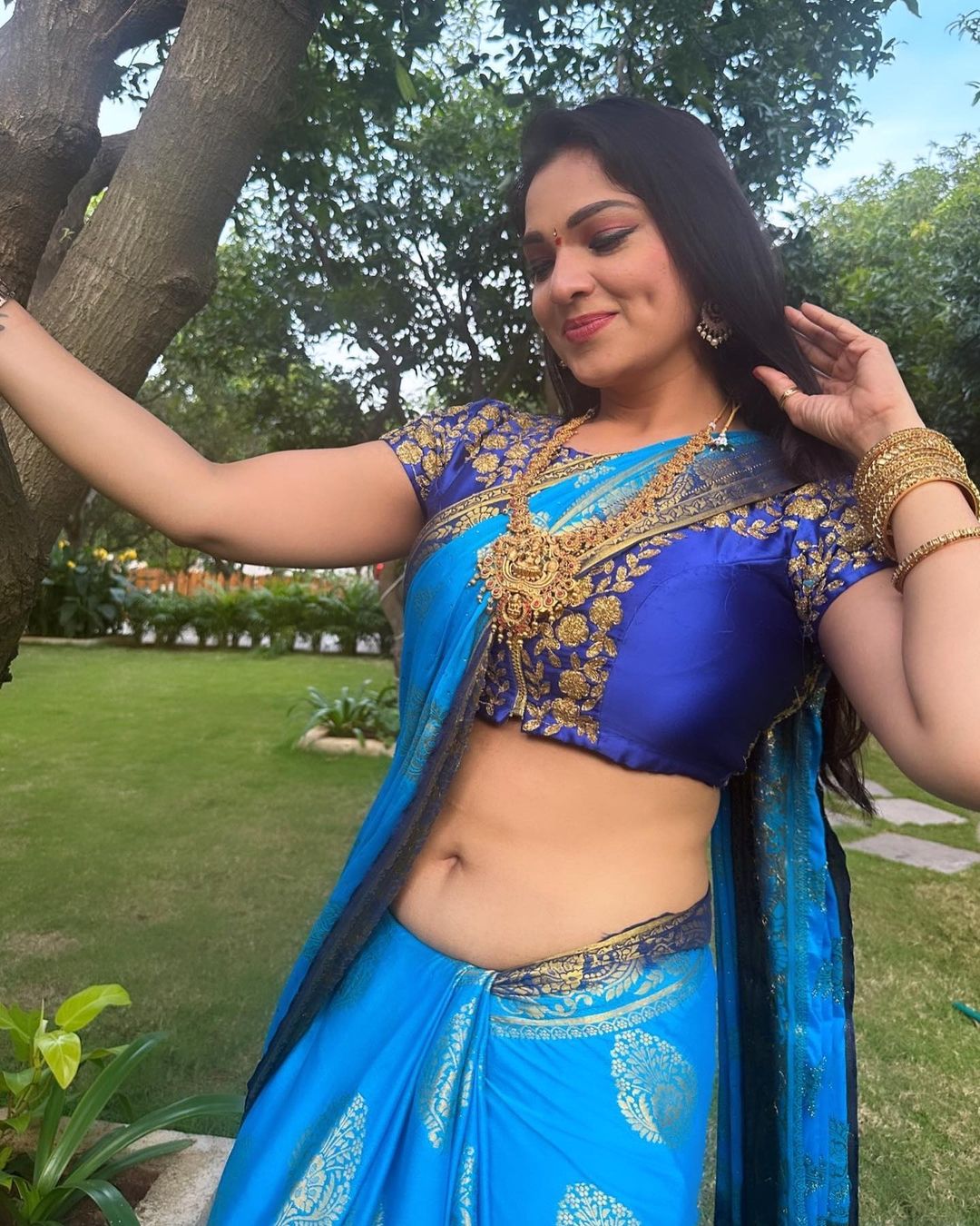 F6eOjDrWEAAB-e7?format=jpg&name=large