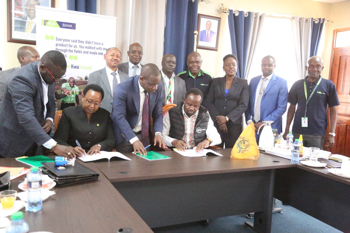 HammerHamm026's tweet photo. We are firmly committed to collaborating with various stakeholders, pooling together both financial and human resources, to support our youth in skills transfer and capacity building, ultimately enabling self-employment opportunities.

During a meeting with the leadership of the Kenya Commercial Bank (KCB) Group, held this evening, we formalized our commitment by signing a Memorandum of Understanding. This agreement will facilitate the support of 100 young individuals in entrepreneurship skills through the 2jiajiri program. I took the opportunity to reiterate my dedication to creating employment opportunities for our youth.

Within the framework of this program, @KCBGroup will collaborate with selected technical institutions within the county, focusing on five key sectors with significant self-employment potential: construction, electrical services, automotive services, domestic services, beauty and personal care, painting, and agriculture.

This initiative is expected to generate employment opportunities within the County Aggregation and Industrial Park, which is currently under development. Additionally, it will ensure access to credit for micro, small, and medium-sized enterprises (MSMEs) based in the county, with a Reduced interest rate courtesy of the county government.

I warmly welcomed this partnership and commended KCB for its support in education and environmental programs, emphasizing the positive impact it will have on our community.

I expressed gratitude to Victoria Kamuren, the KCB Regional Manager for the Great Rift, for her role in laying the groundwork for this collaboration.

Furthermore, I challenged the KCB Group to consider implementing follow-up mechanisms for the youths who undergo training through the program, ensuring they secure suitable employment opportunities.