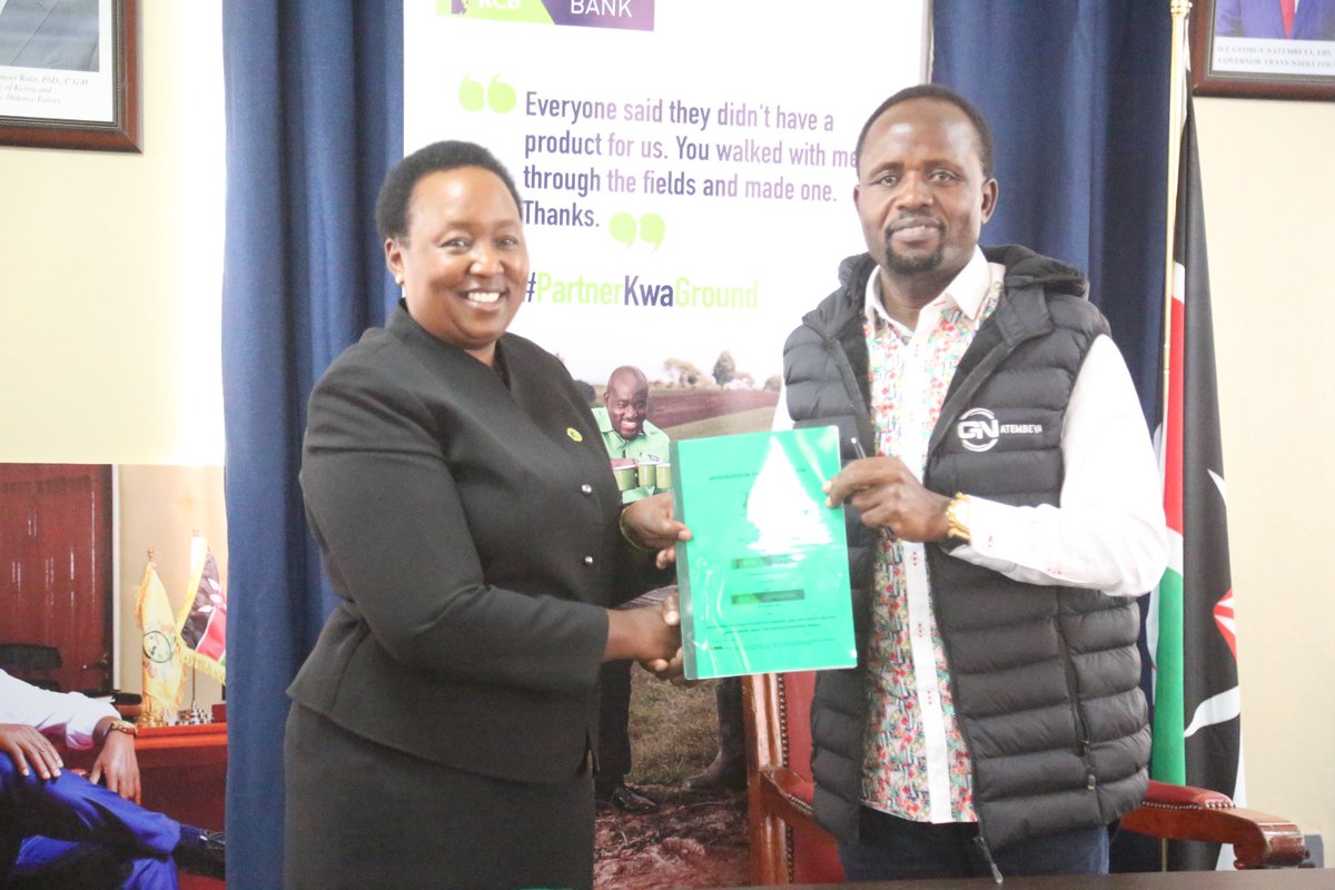 HammerHamm026's tweet photo. We are firmly committed to collaborating with various stakeholders, pooling together both financial and human resources, to support our youth in skills transfer and capacity building, ultimately enabling self-employment opportunities.

During a meeting with the leadership of the Kenya Commercial Bank (KCB) Group, held this evening, we formalized our commitment by signing a Memorandum of Understanding. This agreement will facilitate the support of 100 young individuals in entrepreneurship skills through the 2jiajiri program. I took the opportunity to reiterate my dedication to creating employment opportunities for our youth.

Within the framework of this program, @KCBGroup will collaborate with selected technical institutions within the county, focusing on five key sectors with significant self-employment potential: construction, electrical services, automotive services, domestic services, beauty and personal care, painting, and agriculture.

This initiative is expected to generate employment opportunities within the County Aggregation and Industrial Park, which is currently under development. Additionally, it will ensure access to credit for micro, small, and medium-sized enterprises (MSMEs) based in the county, with a Reduced interest rate courtesy of the county government.

I warmly welcomed this partnership and commended KCB for its support in education and environmental programs, emphasizing the positive impact it will have on our community.

I expressed gratitude to Victoria Kamuren, the KCB Regional Manager for the Great Rift, for her role in laying the groundwork for this collaboration.

Furthermore, I challenged the KCB Group to consider implementing follow-up mechanisms for the youths who undergo training through the program, ensuring they secure suitable employment opportunities.