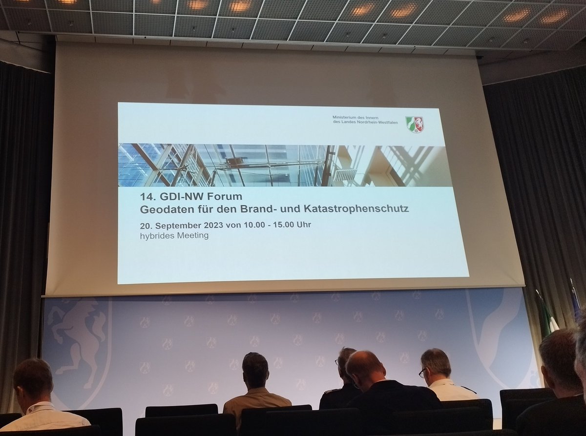 Vielen Dank für die tolle Veranstaltung zum Thema '#Geodaten für den Brand-und Katastrophenschutz' beim @IM_NRW! 😀 @rvr_ruhr