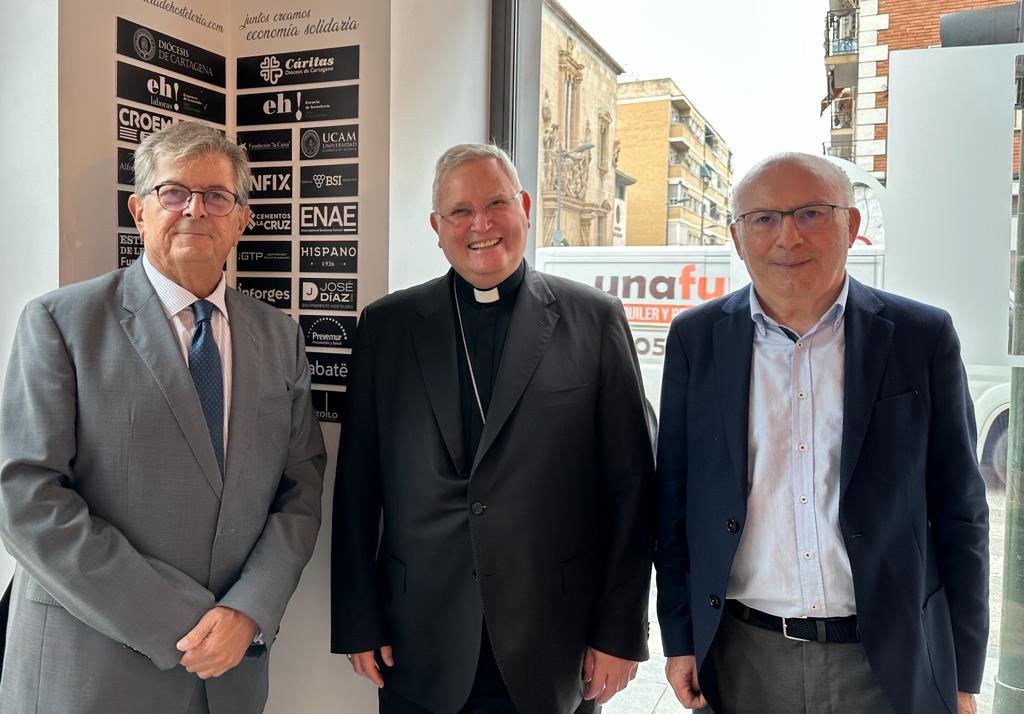 BNFIX_SPAIN's tweet photo. 🤝Para #BNFIX es un honor formar parte del grupo de entidades y empresas que han apoyado a #caritas en este proyecto referente de economía social y solidaria de inserción sociolaboral en la Región de Murcia 👇
https://t.co/9EN2tC56I0 https://t.co/vmkHq965es