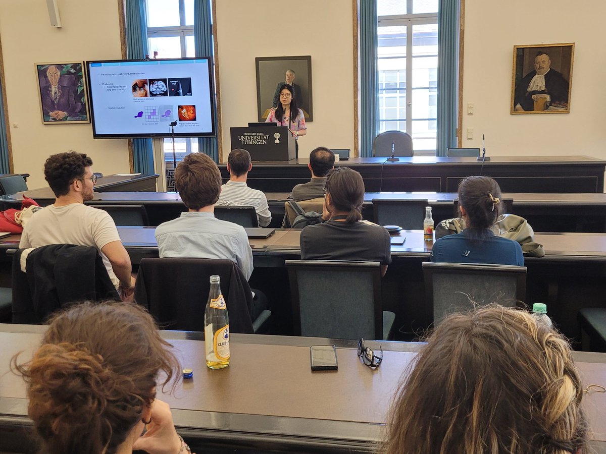 enTRAIN Vision final event continues as <a href="/ZhangJulie12/">Zhang Julie</a> from <a href="/InstVisionParis/">Institut de la Vision</a> talks about graphene-based neural interfaces to probe retinal and cortical circuits with functional ultrasound imaging in vivo.
#visionscience #graphene #MSCA