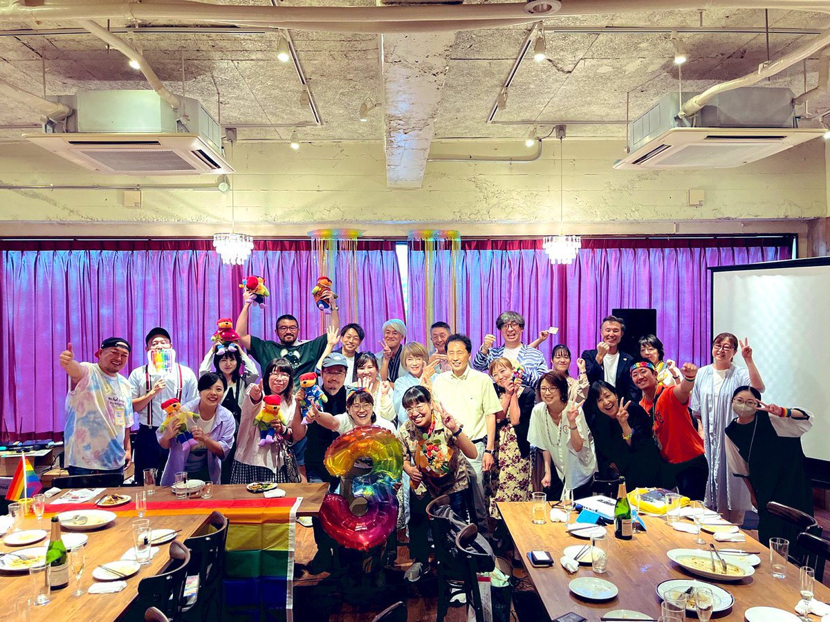 LGBTsイベント 3days
3日目  9/18(月)

LGBTQここラテにいがたさん主催の新潟市パートナーシップ宣誓制度3周年記念パーティーに参加させていただきました🌈🎉
盛りだくさんのプログラムでとっても楽しませていただきました❣️
3周年、おめでとうございます！