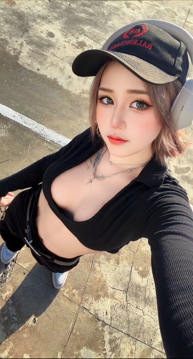 You can't tell me I ain't fly💫
I know I'm super fly💫
最近比較歐美🦾 https://t.co/F4o5C6jKgJ