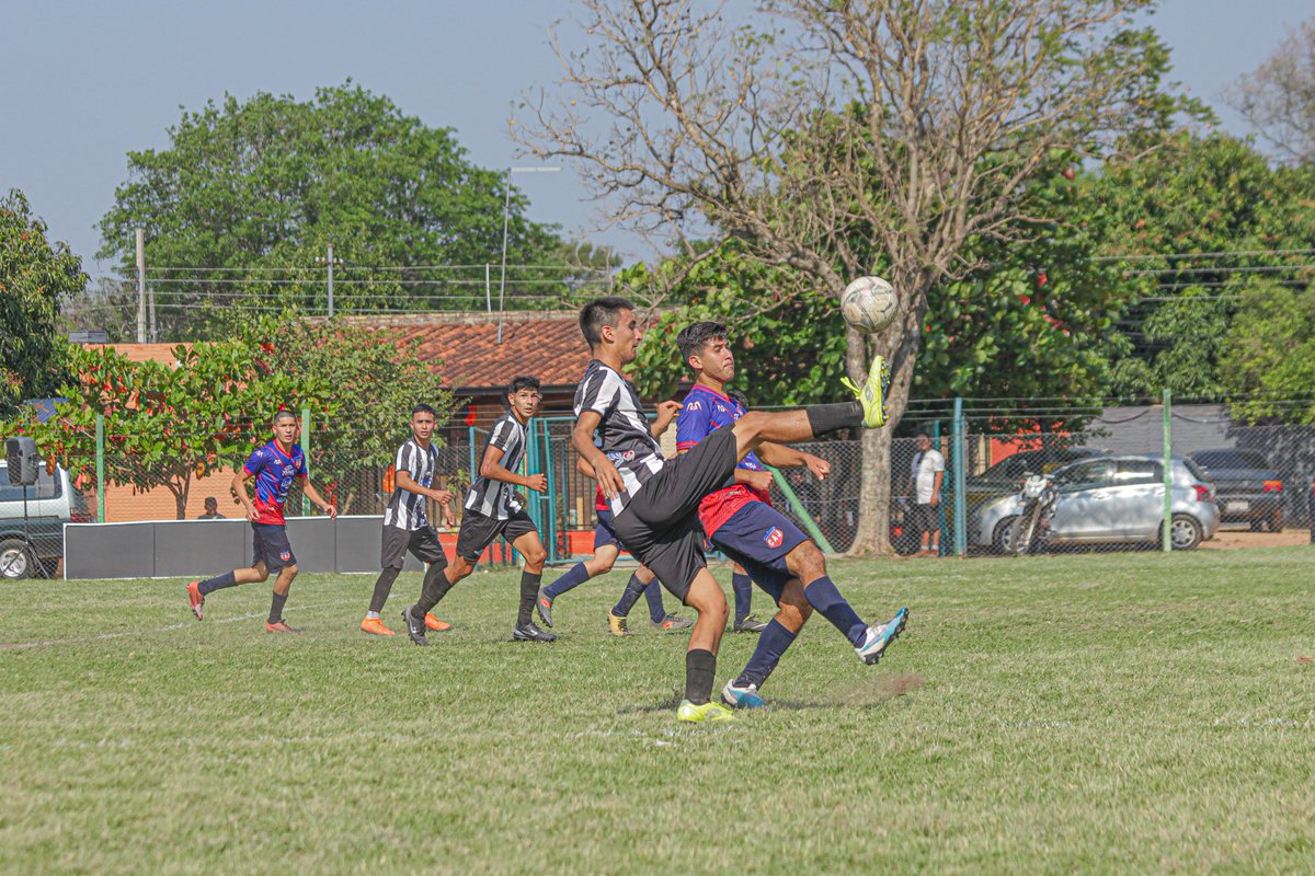 pilcomayo_fbc's tweet photo. FECHA 18

RESERVA

Imágenes del encuentro ante Atlético Juventud. El 
encuentro culminó con el marcador 2-1.

PILCOMAYO 2-1 ATL. JUVENTUD

Goles
Darío Díaz x2

¡VAMOS PILCO!
¡SOMOS PILCO!

#somospilco #pilcomayo #clubpilcomayo #reserva #Clubpilcomayo #albinegro #apfprimerac https://t.co/0dDbPucGW3