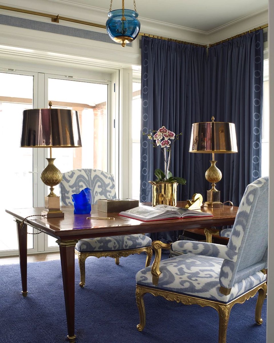DesignStunning's tweet photo. …embrace all the richness that decor can offer.

#maximalistinteriors #moderndesign #luxuryhomes #miamidesign #luxuryfurniture #coralgablesliving #biscaynebay #interiorinspiration https://t.co/tu82U10Ark