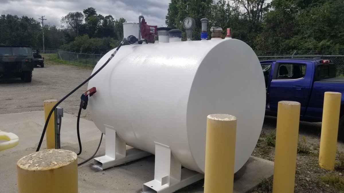 tank_mass's tweet photo. Check out the before and after pictures of a tank our team recently re-coated.  Mass Tank can support any number of tank needs – including ongoing maintenance, refurbishment, and repairs.  Get in touch today for help with your tank system! https://t.co/7OcSZPgfHP https://t.co/M1meCupilD