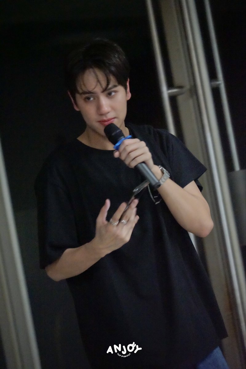 _AnjoyMoment's tweet photo. เหมียวเร้ก🐱💖           พี่กอ 😳

#NANONxเอ๊ะ 
#LFBKK2023 
#LearningFest 
#mynameisnanon
#nanon_korapat https://t.co/tmmihpGTjA