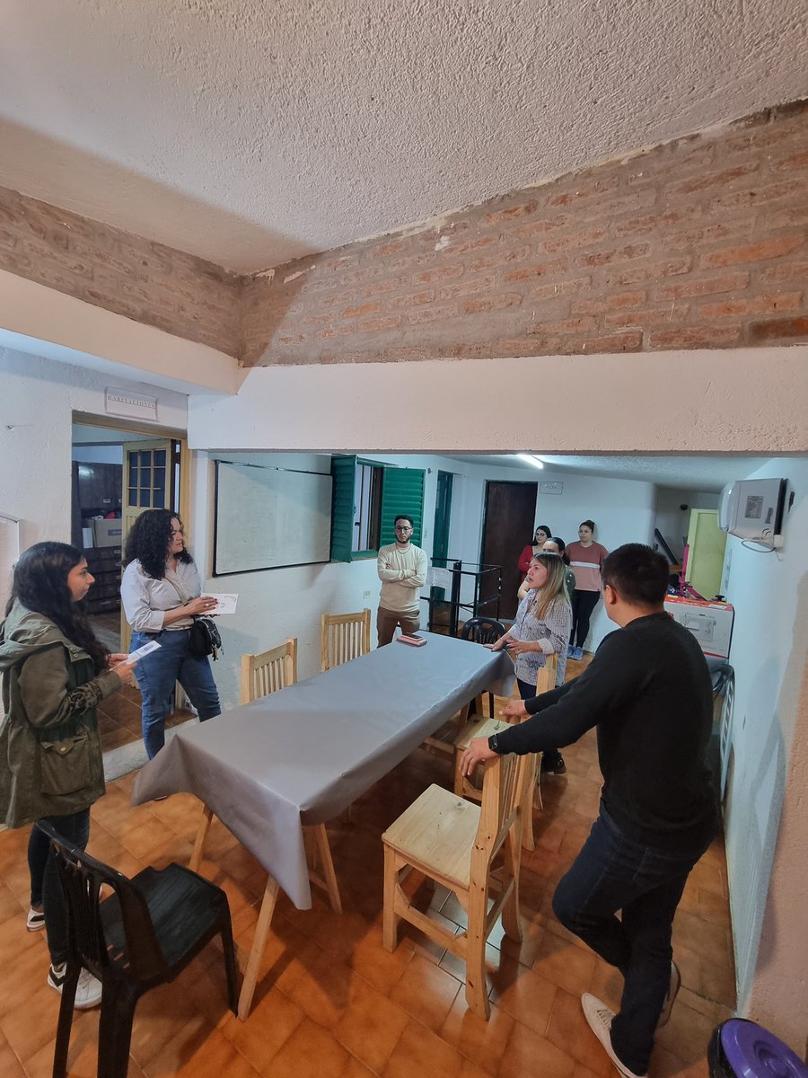 terelunalarioja's tweet photo. Gracias Alexia y Compañerxs por el trabajo comprometido y apasionado! por compartir y enseñarnos! #CasaPueblo @MovEvitalr @MovimientoEvita https://t.co/g89LyEzXPX