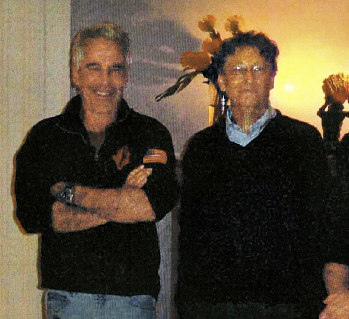 liz_churchill10's tweet image. How did we get to a point where we have an unelected ‘Global Health Czar’…that’s not a Doctor…who was the Best Friend of Jeffrey Epstein…the World’s most notorious Child-sex Trafficker? How is this real?