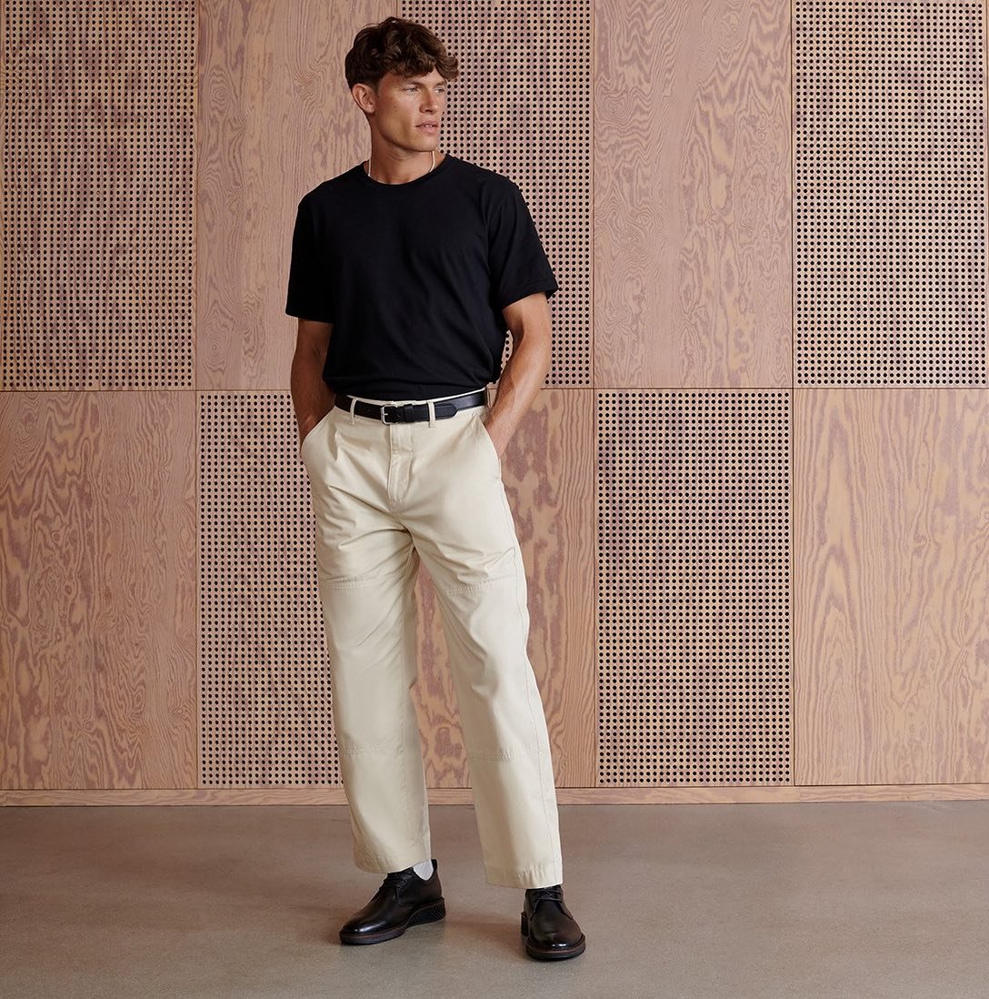 The 𝐄𝐂𝐂𝐎 𝐒𝐓. 𝟏 𝐇𝐘𝐁𝐑𝐈𝐃 blends the classic men's shoe look with the 𝐄𝐂𝐂𝐎 𝐅𝐋𝐔𝐈𝐃𝐅𝐎𝐑𝐌™ technology offering unrivalled comfort in the sole. Get the best of both in one smart shoe.

👉🏽bit.ly/3PlGWuV
#nakshoes #eccoshoes #ecco #mensstyle