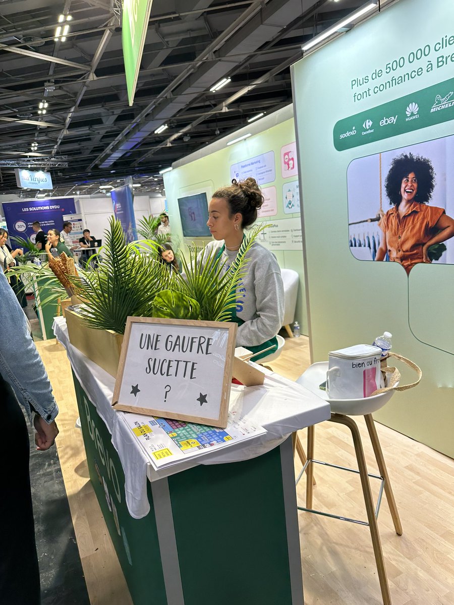 laetitiadea's tweet image. Un énorme Merci à @brevo_france pour leurs délicieuses gaufres 🤭

#Parisretailweek #PRW #iimprw #iim
#brevo