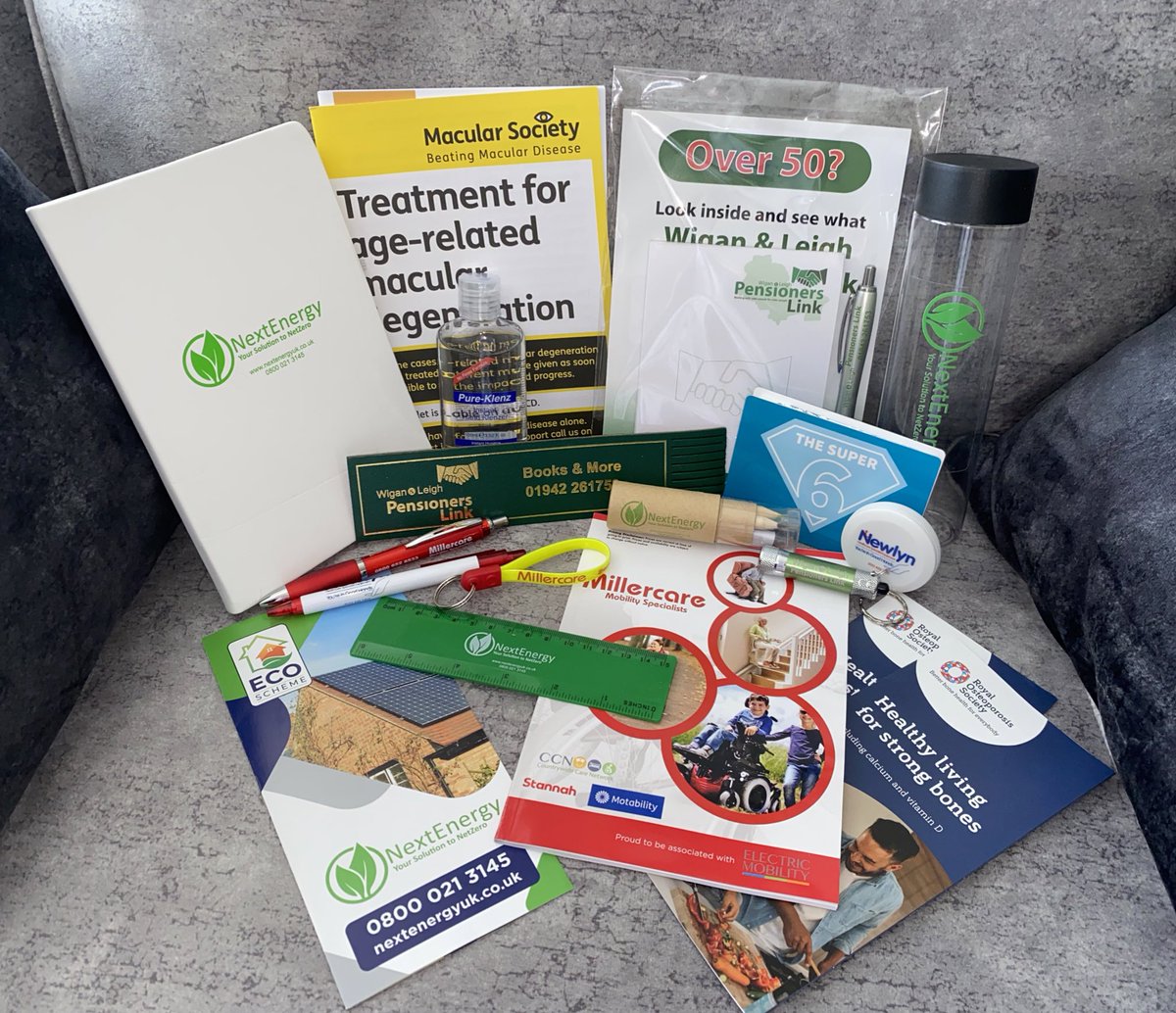 #FallsPreventionAwarenessWeek 
Fabulous day for the falls event during falls week, lots of networking with community services across the Wigan borough to get the best treatment and services for our patients. 
Plus all the freebies helps👀💙💚