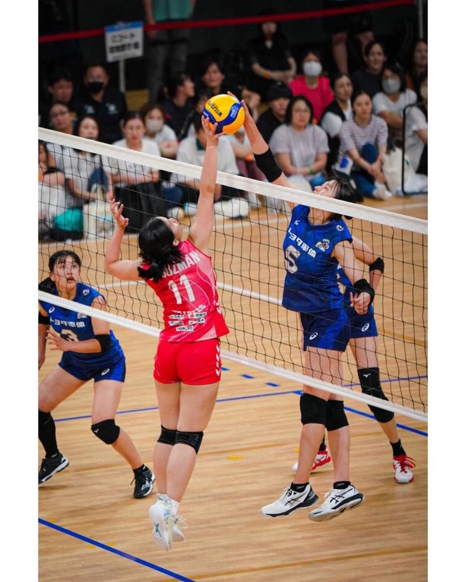 MoradoNation's tweet image. 09202023 Jia’s Instagram Update 

“Step by step. Live in the moment. 🐝❤️

📷: @ammdeguzman 

#Curry10SplashParty #UnderArmourPH”