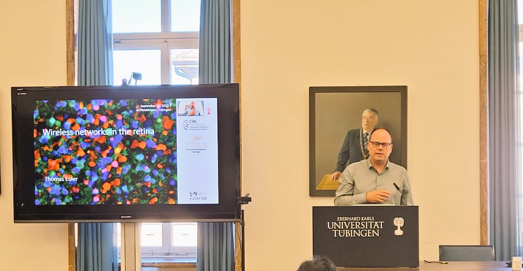 The keynote lecture of our final event is delivered by @teulerlab from <a href="/eyetuebingen/">Institute for Ophthalmic Research Tübingen</a>. 'It's not enough to know how retinal cells are wired, but neuromodulation is critical!'
#MSCA #visionscience #retina