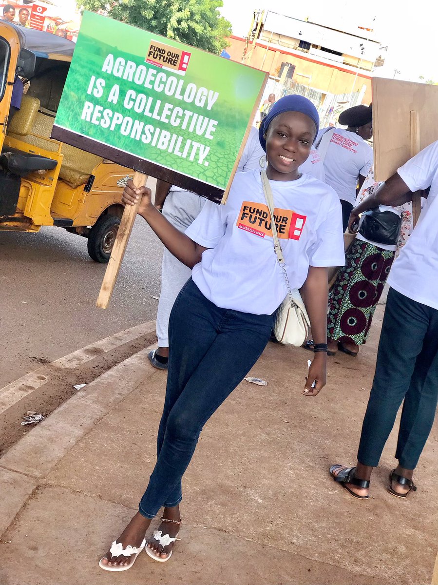 Kawthar10214338's tweet photo. Promoting investment in climate change for resilient community
#EndFossilFuels
#ClimateActionNow
#FundOurFuture
#GPWeekofClimateActions
@ActionAidGhana
@ActivistaGhana https://t.co/rY335cbRCH