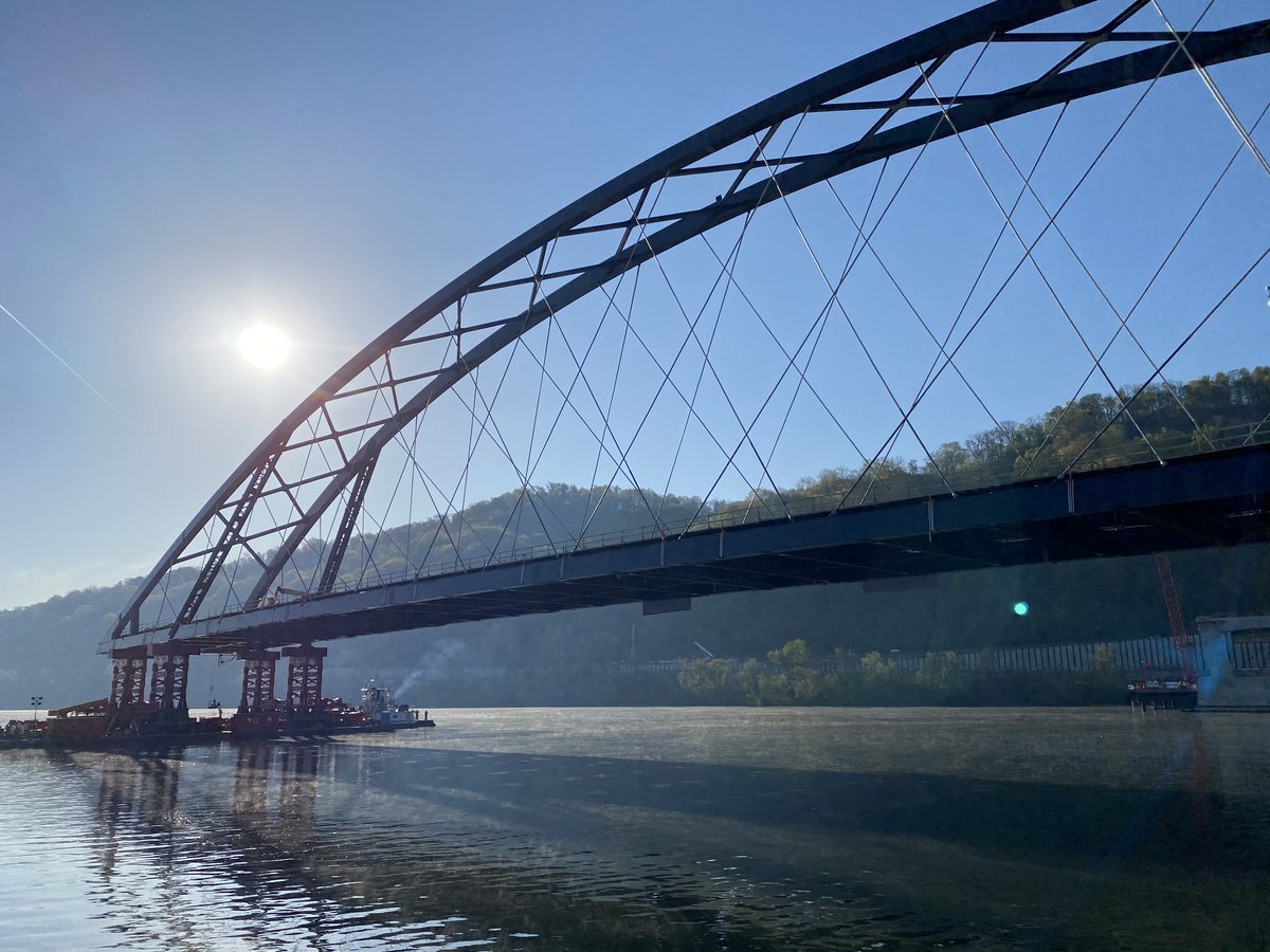 COWI_NA's tweet photo. The Wellsburg Bridge officially opens on 20 September with a ribbon-cutting ceremony and street celebration 🎉
@COWI_NA was the Engineer of Record for the design of the main span in partnership with RS&amp;H, and Flatiron Construction for WVDOT.

https://t.co/lEYw4r3HVH https://t.co/61NyKVyZI9