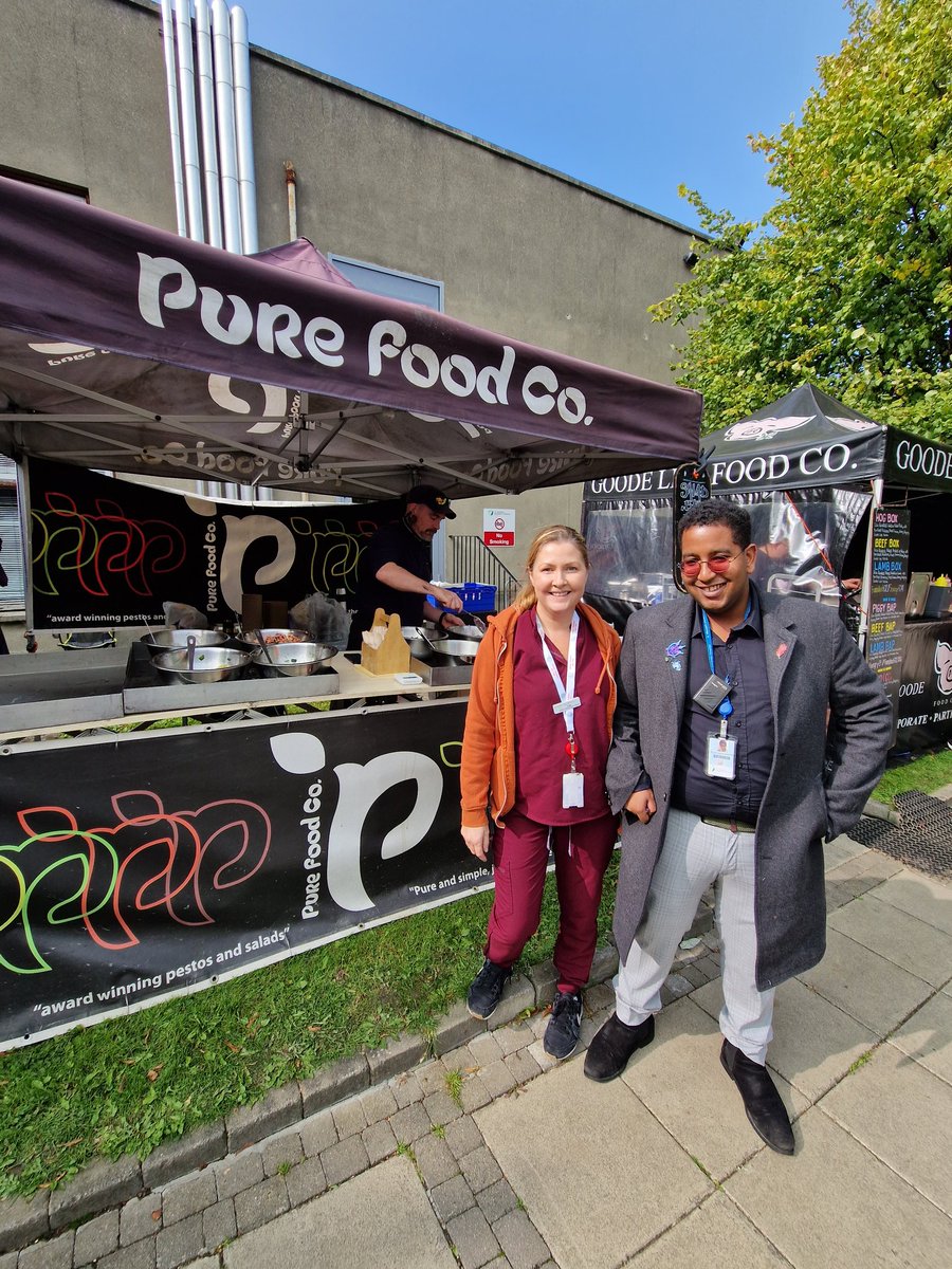 svuh's tweet photo. SVUH is delighted to host its first weekly food market today! It's heartwarming to see so many of our SVUH family enjoying delicious meals under the sun. Vendors include BikeCoffee, Tadka House, @koreanburrito , @purefoodcompany @woodfiredpizza9 & Falafel ๐ฅช๐ ๐ #SVUHFoodMarket https://t.co/eVa7wBfNAI
