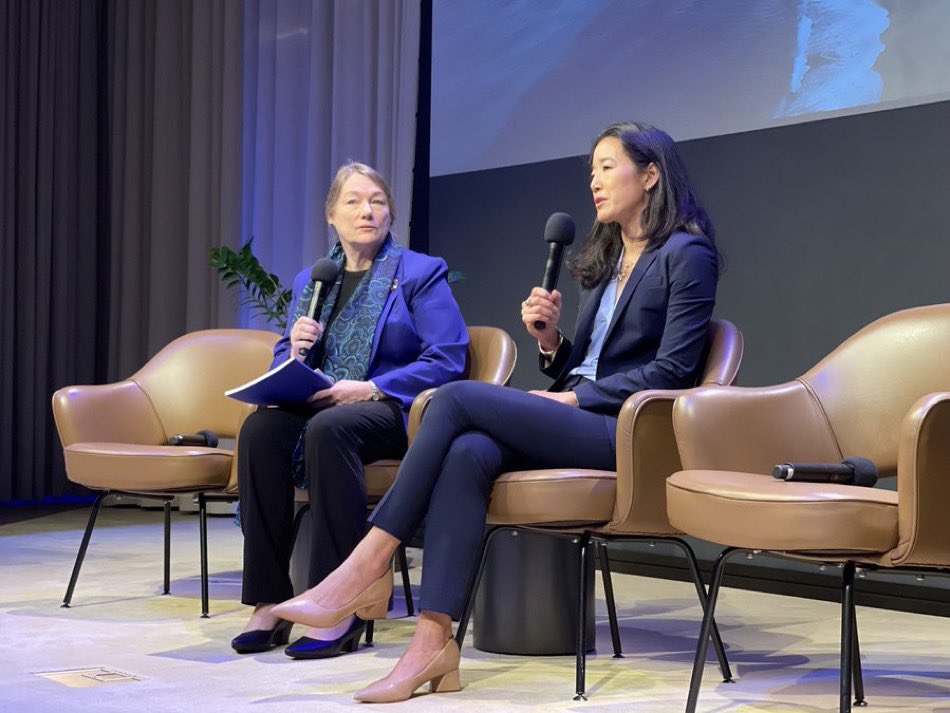Thank you @unfoundation and @BrookingsInst for inviting me to speak on how @Microsoft is enabling accelerated progress to reaching the #SDGs to kick off Climate Week. It was great to kick off this exciting week hearing from this inspiring delegation of Hawaiian youth!