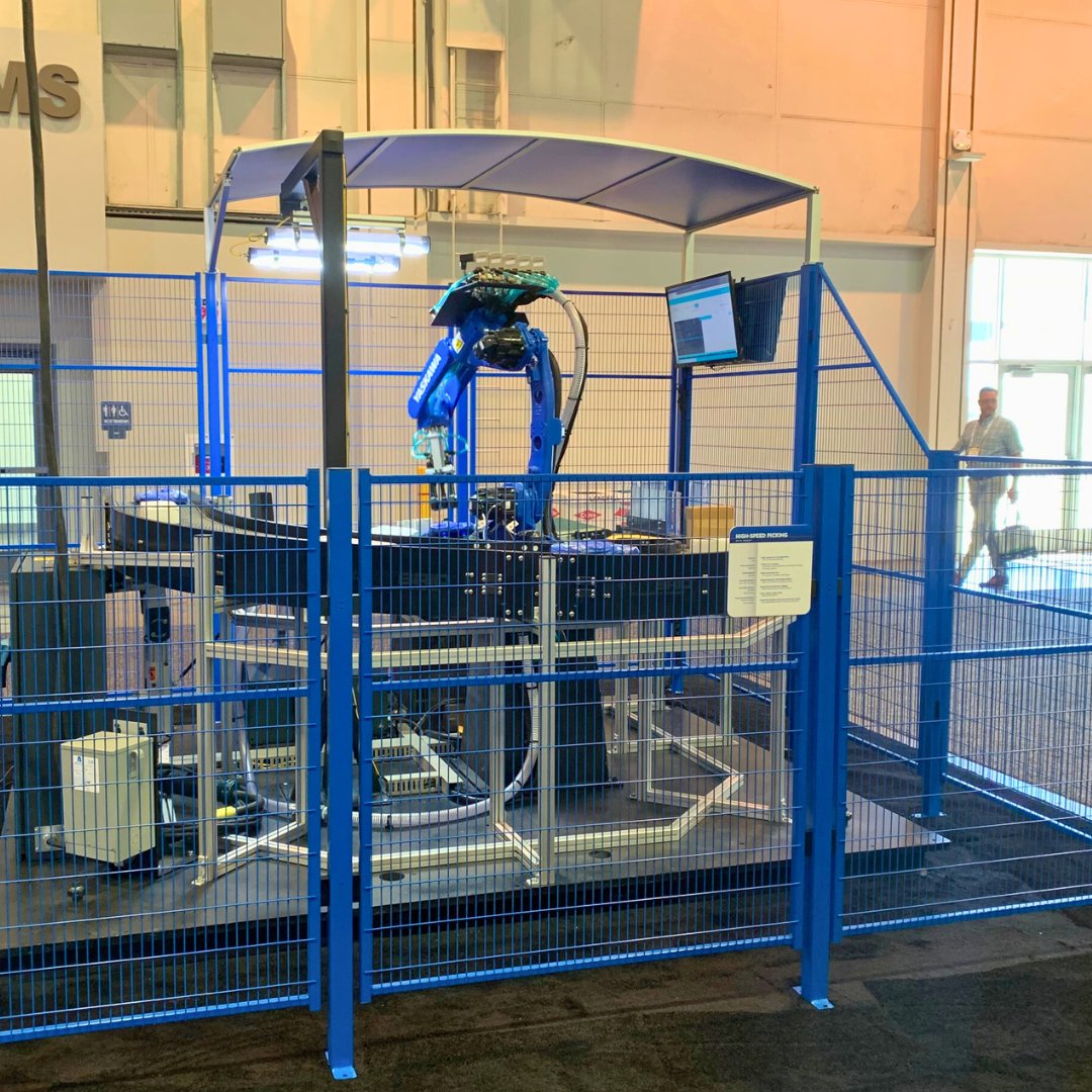 PlusOneRobotics's tweet image. Thank you to everyone who attended Brent's panel and visited us at Yaskawa's booth at Pack Expo last week!
#robotsworkpeoplerule