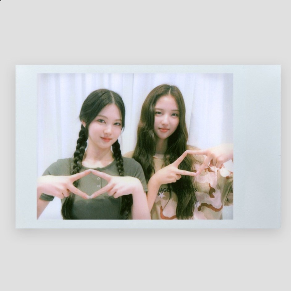 Cojin_d_Seoyeon's tweet photo. [ATMOSPHERE]
230920
🐻🐇

Nuestra química cada día

#tripleS #LOVElution #Jiwoo #Mayu #COSMOapp #COSMOpolaroid https://t.co/IO7ZA5rCdv