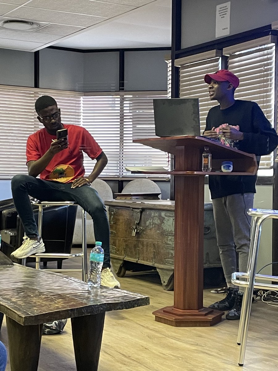 Comrade Lunghani Makhubela presenting his views on NSFAS and decolonisation in dialogue with Fighter Kleinboy Kekana. UJ Sociology, Anthropology and Development Studies weekly seminar