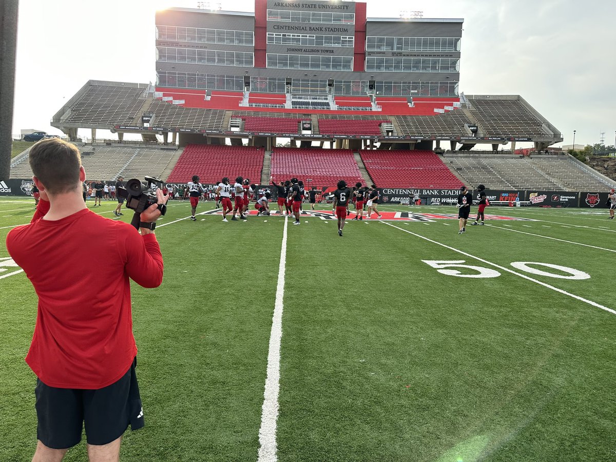 AlPoodie's tweet photo. Blessed to be on the road again working with some of the Best Coaches and Players in the country!! #ViolentHands #KnivesTraining #Dungeonwork #DavidKahnKravMagaFootballCombatives @AStateFB https://t.co/wGqq05JOVP