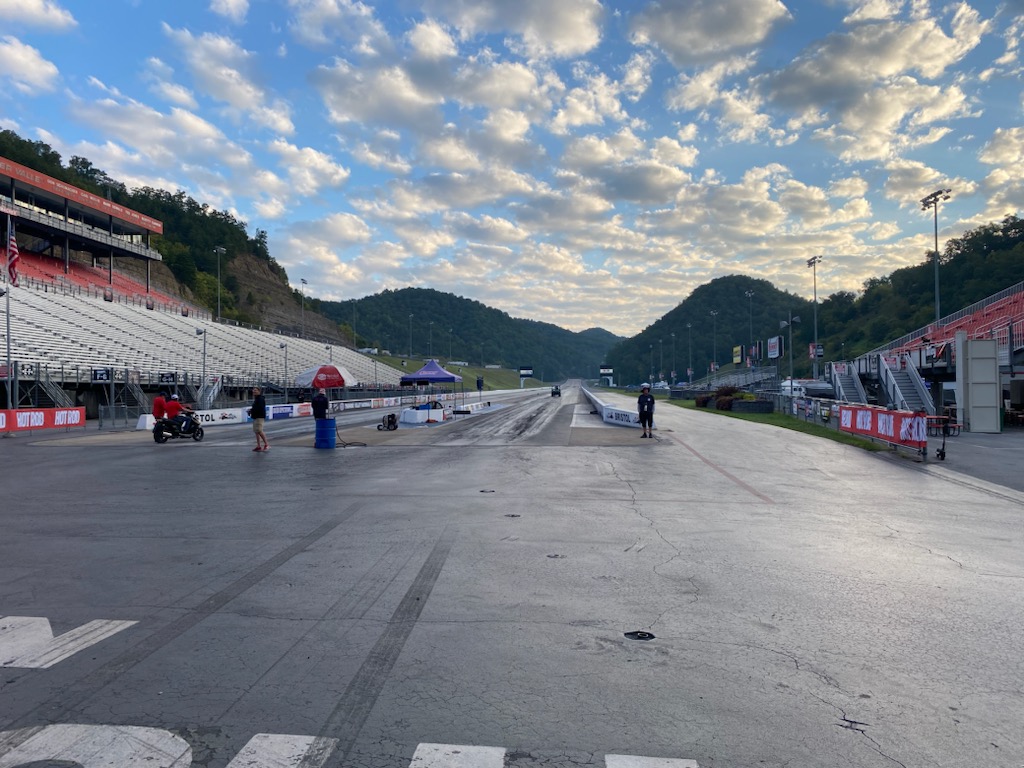 COMPCams's tweet photo. HOT ROD Drag week rolls into Thunder Valley today!!!
Our team is on site and ready for this one...
#hotrod #dragweek #hotroddragweek #dragrace #thundervalley https://t.co/9BX1LgxPaQ