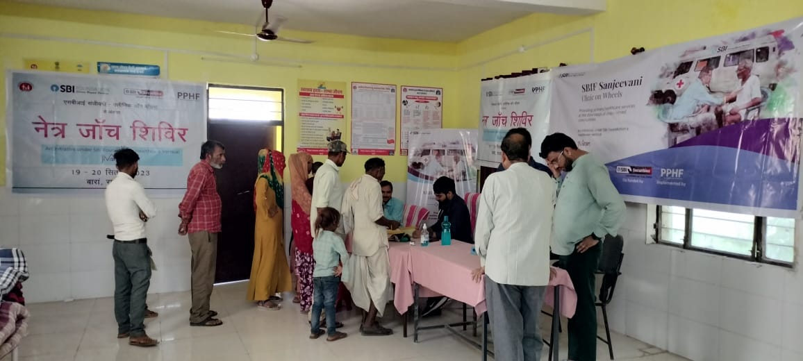 PPHF_Global's tweet photo. 2 day eye-camp organized by @PPHF_Asia in Baran, Rajasthan, concluded today.  460 individuals received #eyeexaminations.  The #healthcamp is part of #sbisanjeevani supported by @SBI_FOUNDATION &amp; @_sbisecurities. #Gratitude to the #doctors of Health Deptt for their #support https://t.co/nwus6rdWiL
