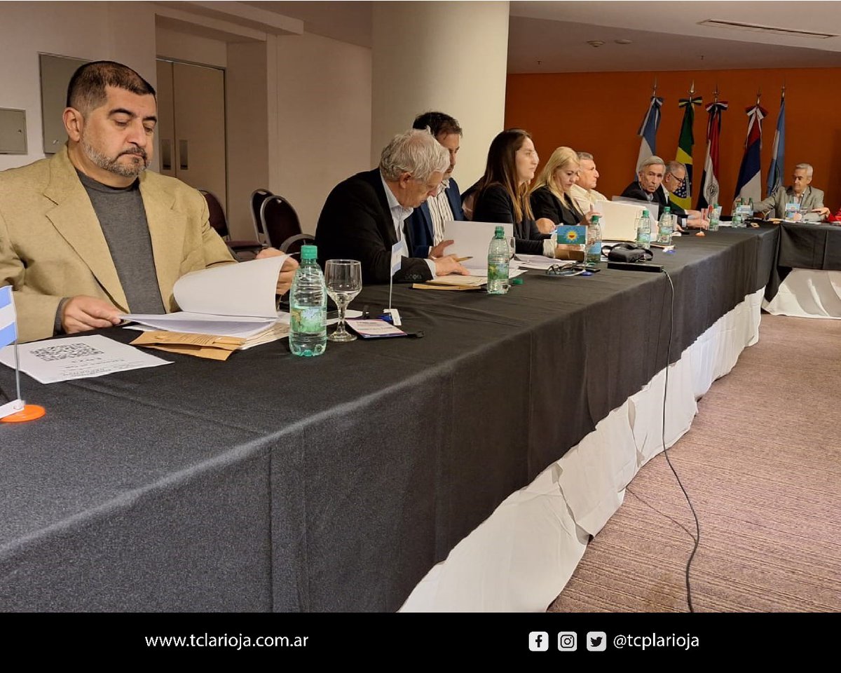 El Presidente del TC <a href="/jorgemenem/">jorgemenem</a> y el Vocal <a href="/Fabianbonaldi/">Fabian Bonaldi</a> participaron de la III Reunión Anual del Consejo Directivo del Secretariado Permanente de Tribunales de Cuentas (S.P.T.C.R.A.) llevado a cabo en la ciudad de Posadas, Misiones los días 13, 14 y 15 de Septiembre.