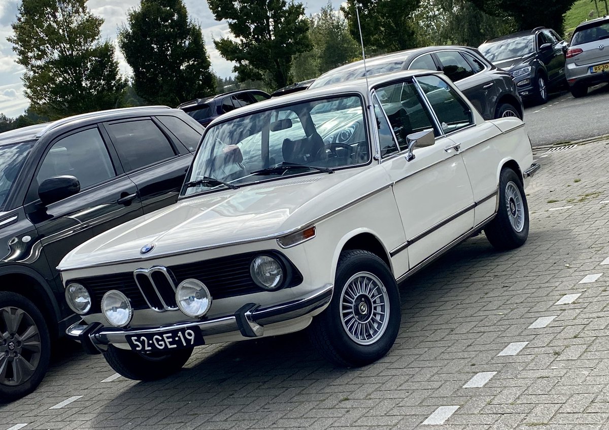 BNRpetrolheads's tweet photo. Ook @henristolwijk is klaar voor #pc300 - de BMW leeft weer (en hoe!). https://t.co/6wDcdHFv7f