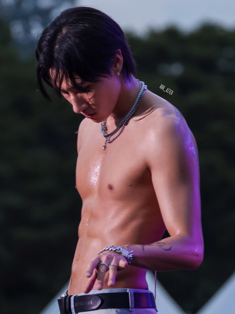 hhh_aitch's tweet photo. 230903 ์ฐฝ๊ท ์์ด์ ๋ฆฌ์คํํ์คํฐ๋ฒ
๋
ธ๋์ ๋ง์ถฐ์ ํผ์๋
ธ์น๋ ํผํฌ๋จผ์ค
๋๋ฌด ์กฐ์๐
#์ฐฝ๊ท #์์ด์ #IM #CHANGKYUN
#๋ชฌ์คํ์์ค #MONSTAX #MONSTA_X
#resffectfestival #resffectfestival2023 https://t.co/AYrvSofLVG