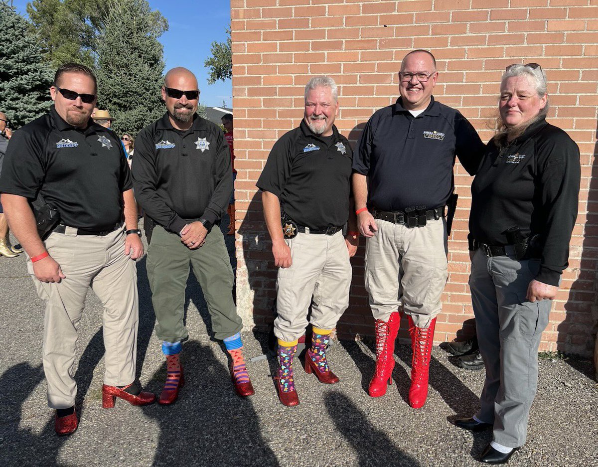 BonnevilleCSO's tweet photo. Walk A Mile in Her Shoes with Domestic Violence &amp; Sexual Assault Center and our partner agencies was a success last night! DVSAC does so much for our community and we couldn’t do our job as effectively without them.  Thank you!! #walkamileinhershoes #BCSOFamily #BCSOTeam https://t.co/IFTaeBRM1t