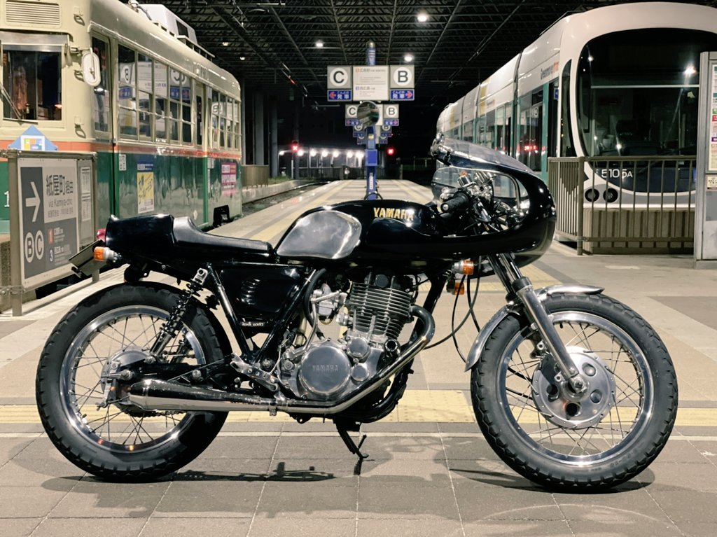 yuyaSR21's tweet photo. ミーティングでいい刺激もらったので!
またセパハンやるよ!!
多分!!!(笑) https://t.co/GFx6W4WQWF
