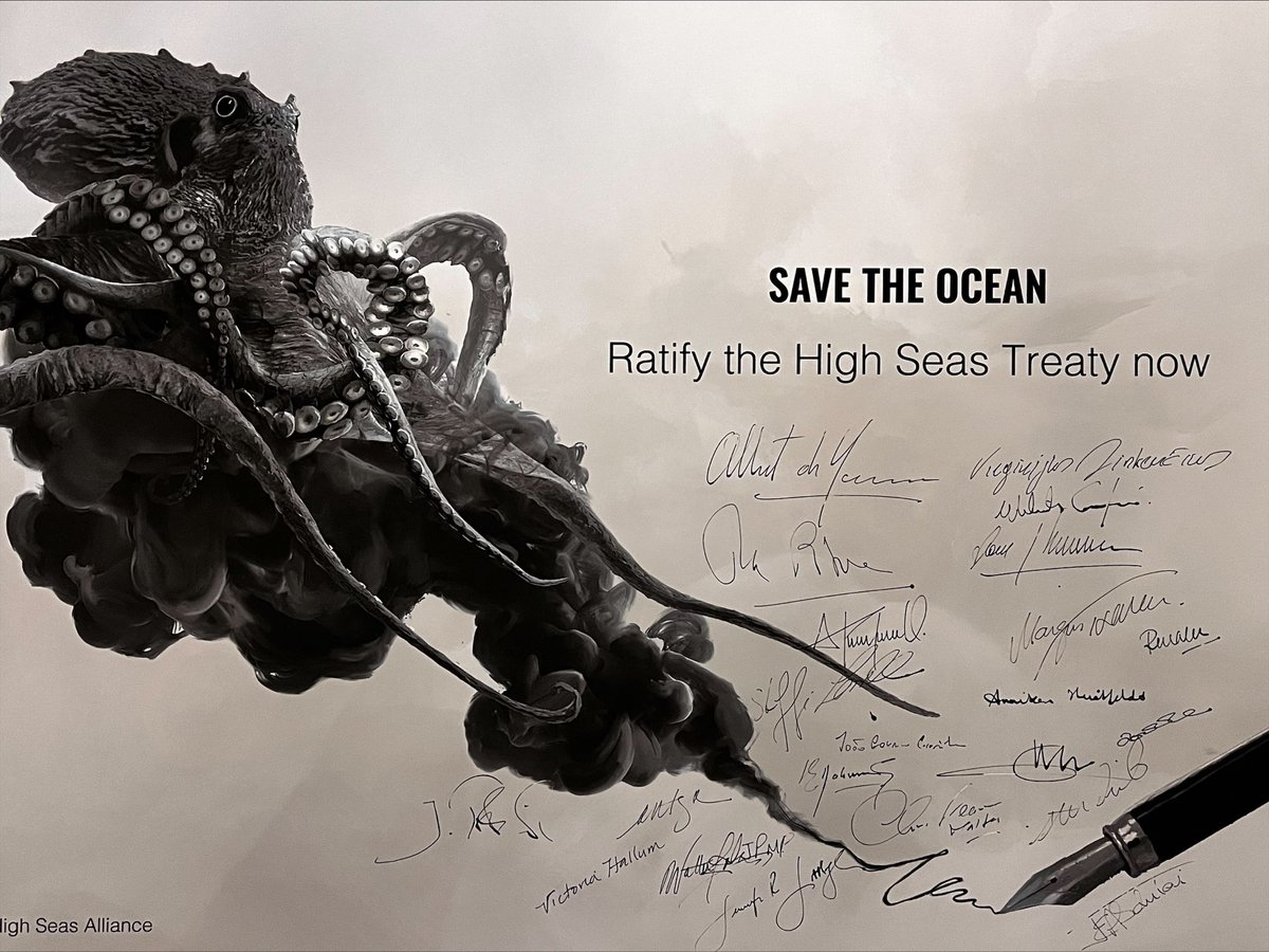 As the historic #HighSeasTreaty opens to <a href="/UN/">United Nations</a> Member States for signatures, 23 Heads of State &amp; Ministers symbolically 🖊️ their commitment to ratifying the #BBNJ Agreement at the celebratory event: High Ambition for the #HighSeas.

🇧🇪🇲🇨🇪🇸🇨🇱🇨🇷🇪🇪🇯🇲🇳🇴🇵🇹🇫🇷🇩🇪🇮🇪🇳🇬🇵🇼🇵🇦🇵🇭🇸🇱🇦🇪🇲🇹🇺🇸🇩🇰🇳🇿🇪🇺