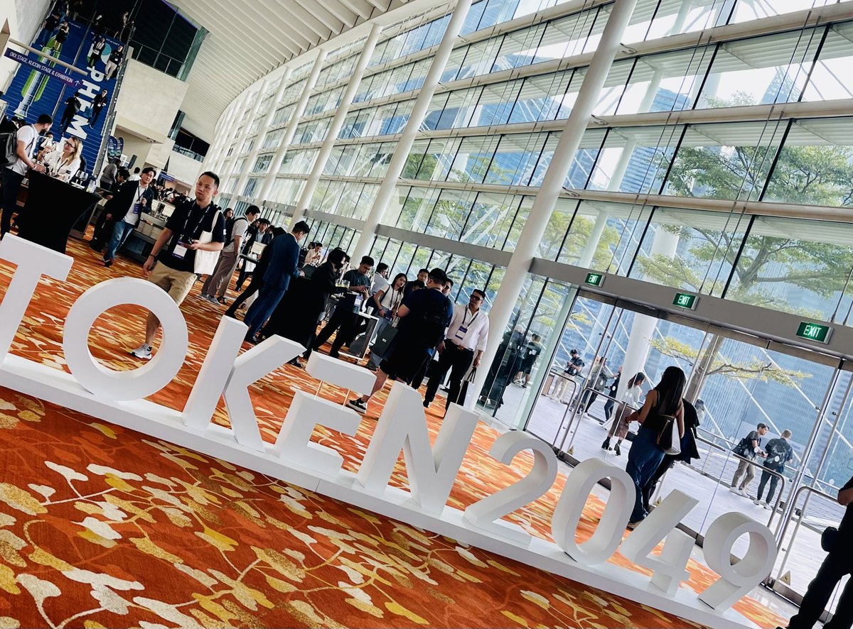 iDomCapital tweet media