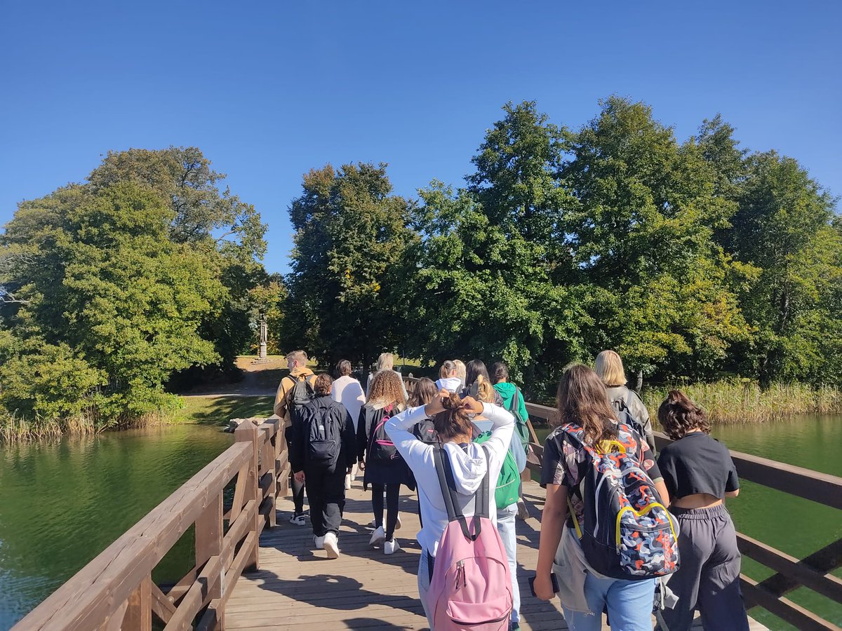 IES Ramón J. Sender tweet media