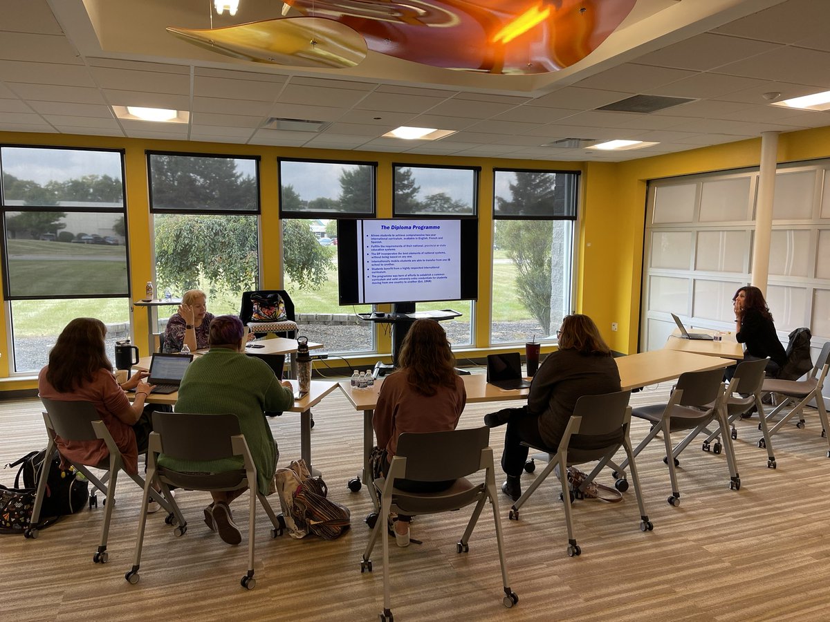 OhioIB's tweet photo. It’s always a pleasure for Ohio IB to host Doreen Chonko and learn how to better assess the Extended Essays and how to better serve students in our libraries/media centers! #bettertogether https://t.co/Z8DPGQwLwa