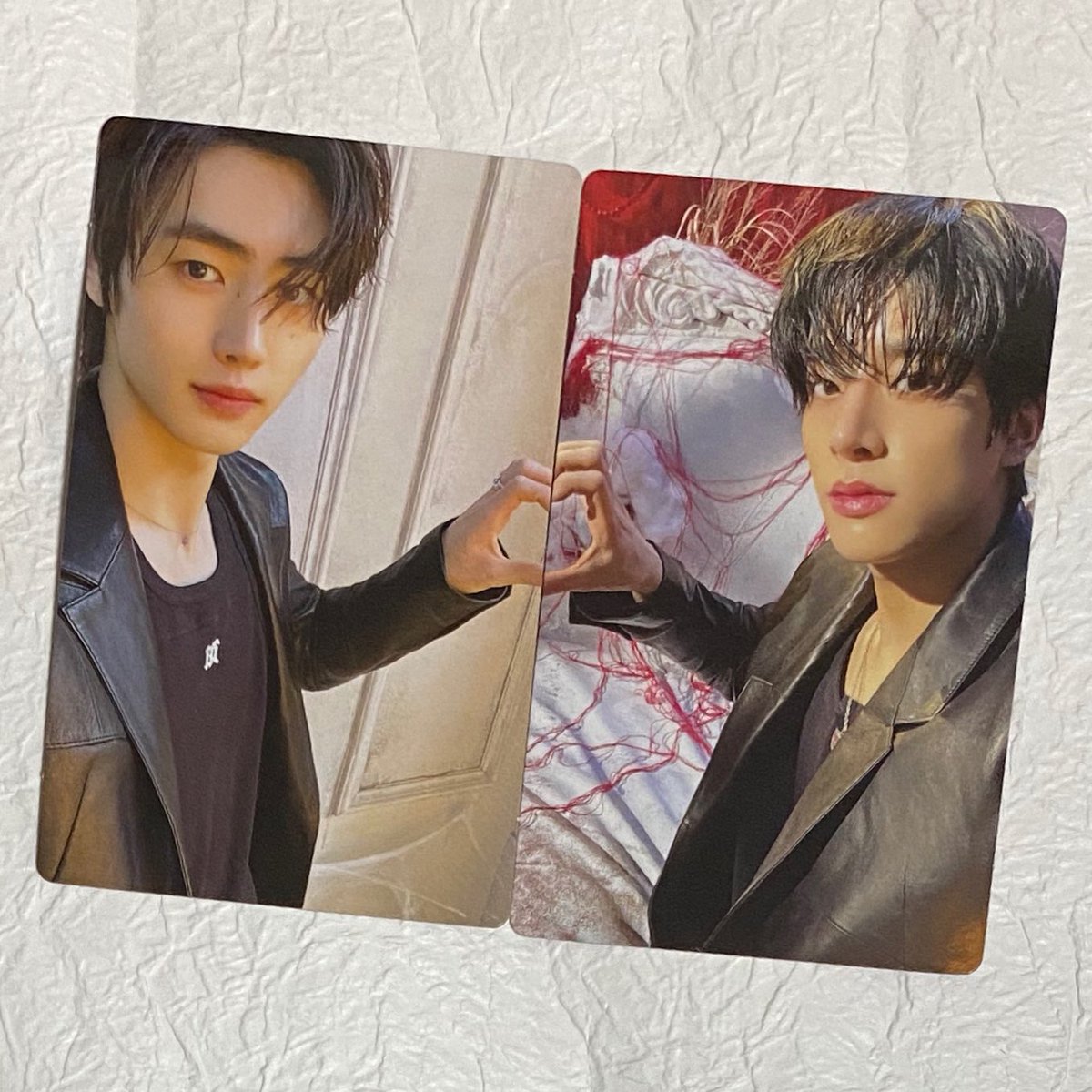 【Giveaway】

2 Winners 🎉

JP 3rd Single " 結 -YOU- " pc
( JAKE, SUNGHOON )

✅Be sure to read the pinned post

⭐︎Reply with desired member name
⭐︎Please participate only one per person

Ends: September 21st 13:00 KST

#JAKE #SUNGHOON 
#ENHYPEN #Yuri_GA