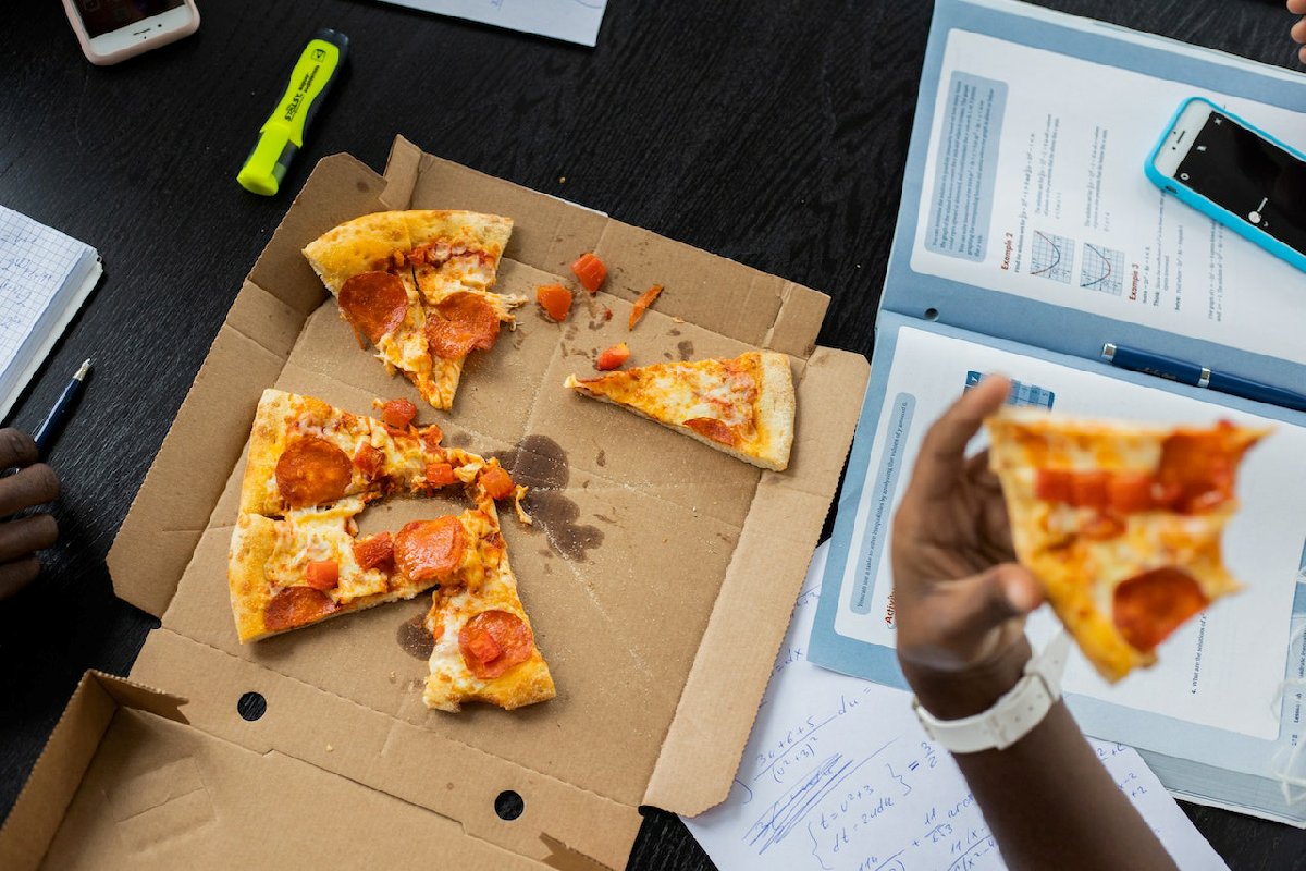 UK delivery and takeaway sales rise 6%, says CGA
The news extends a run of growth that followed 18 successive months of negative year-on-year trading as consumers started eating out again after the easing of Covid lockdowns. 

UK Food Council
monstera